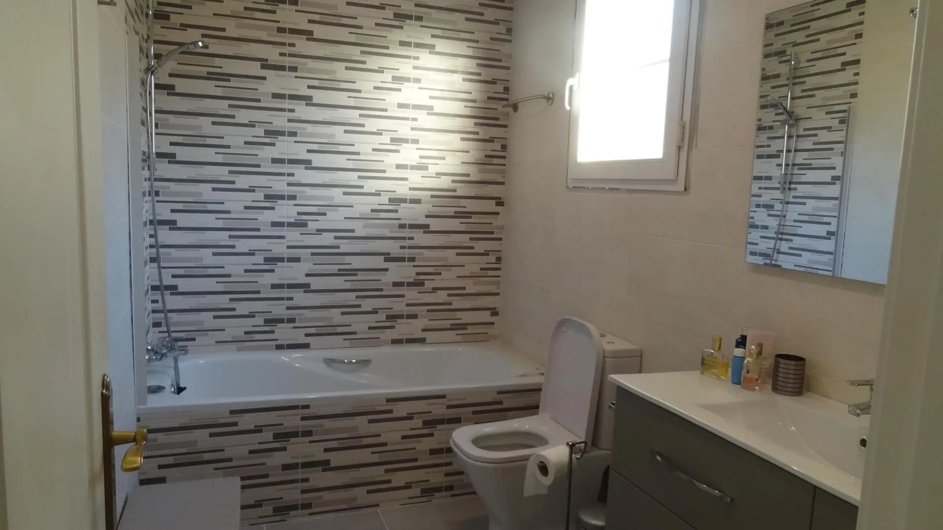 Mimosas Cabopino 2 Bed Apt Marbella 0*,  Spain